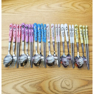 Set Thìa Dũa Dĩa Inox Hoạt Hình kèm Hộp Đựng Bộ 3 Món Tiện Lợi Giá Rẻ 22.000