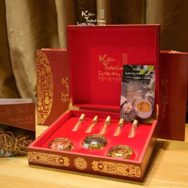 SET Trải Nghiệm Đông Trùng Hạ Thảo Na Khúc Tây Tạng 5 Con - Bộ 3 Vương Dược - Giá ưu đãi 2,7 triệu 5 SET Trải Nghiệm Đông Trùng Hạ Thảo Na Khúc Tây Tạng 5 Con - Bộ 3 Vương Dược - Giá ưu đãi 2,7 triệu 5