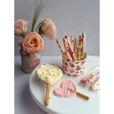 Set Trang Trí Bánh Pepero Đặc Biệt 2.026 3 Phiên Bản Độc Quyền Giá 89.000₫