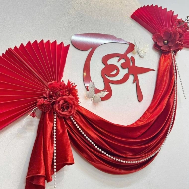 Set Trang Trí Tết 2.026 Chữ Alu Đỏ, Vải Nhung và Hoa Lụa - Giá 35.000 VNĐ HemiStore 2
