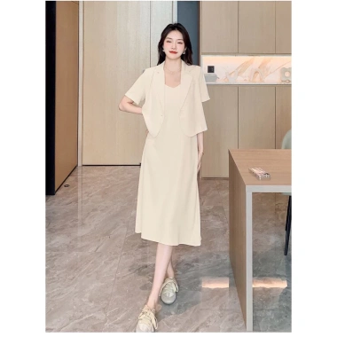 Set Váy 2 Dây Dáng Suông và Áo Blazer Ngắn Tay Thanh Lịch - Giá chỉ 289.000đ 7