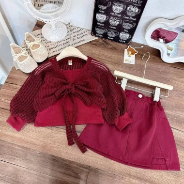 Sét Váy 3 chi tiết cho bé gái – Áo lưới, áo dây, chân váy dáng A vải thô, giá 159.900₫ 10 Sét Váy 3 chi tiết cho bé gái – Áo lưới, áo dây, chân váy dáng A vải thô, giá 159.900₫ 10