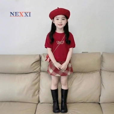 Set Váy Bé Gái Nexxi Áo Thun Cotton 4C Phối Nơ In Cherry và Chân Váy Caro Dạ Chữ A Giá ưu đãi 224.000đ