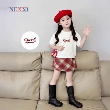 Set Váy Bé Gái Nexxi Áo Thun Cotton 4C Phối Nơ In Cherry và Chân Váy Caro Dạ Chữ A Giá ưu đãi 224.000đ 6 Set Váy Bé Gái Nexxi Áo Thun Cotton 4C Phối Nơ In Cherry và Chân Váy Caro Dạ Chữ A Giá ưu đãi 224.000đ 6