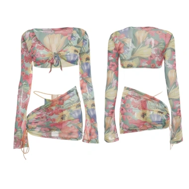 Set váy đi biển 3 món: croptop tay dài, quần lót lọt khe, chân váy ngắn hoa xếp ly - thời trang nữ 5