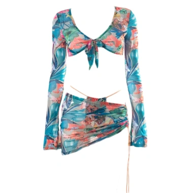 Set váy đi biển 3 món: croptop tay dài, quần lót lọt khe, chân váy ngắn hoa xếp ly - thời trang nữ 6