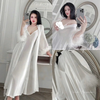 Set Váy Ngủ Hai Dây + Áo Choàng Lụa Tay Lông Xẻ Ngực Dài Sang Chảnh - 545k Set Váy Ngủ Hai Dây + Áo Choàng Lụa Tay Lông Xẻ Ngực Dài Sang Chảnh - 545k