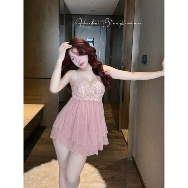 Set Váy Ngủ Hube Sleepwear - Áo Choàng Lụa Voan, Hoa Thêu Nổi, Gọng Ngực Hai Dây 2 Set Váy Ngủ Hube Sleepwear - Áo Choàng Lụa Voan, Hoa Thêu Nổi, Gọng Ngực Hai Dây 2