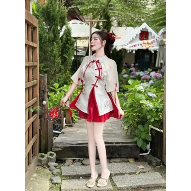 Sét váy Tết thêu cổ tàu, nút 1 bên, tay lững, nơ tà, xẻ dài mix voan tơ xòe + quần, size 1M (38-56kg) - Giá 219.000
