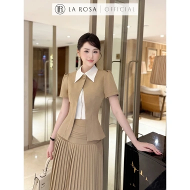 Set Váy Tiểu Thư La Rosa Thanh Lịch – Áo Sơ Mi và Chân Váy Xếp Ly Dài Xinh Sang Basic S879 529k