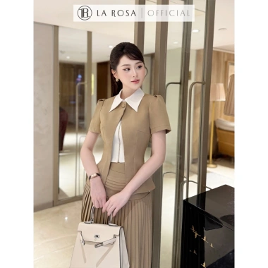Set Váy Tiểu Thư La Rosa Thanh Lịch – Áo Sơ Mi và Chân Váy Xếp Ly Dài Xinh Sang Basic S879 529k 4 Set Váy Tiểu Thư La Rosa Thanh Lịch – Áo Sơ Mi và Chân Váy Xếp Ly Dài Xinh Sang Basic S879 529k 4