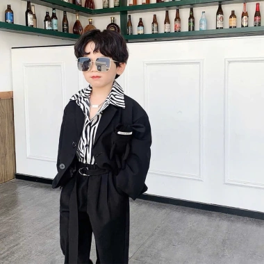 Set Vest Cao Cấp Phong Cách Đường Phố Hàn Quốc Bé Trai Giá Ưu Đãi 280.000₫ Set Vest Cao Cấp Phong Cách Đường Phố Hàn Quốc Bé Trai Giá Ưu Đãi 280.000₫