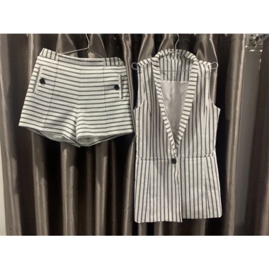 Set Vet Size M: Quần + Khoác Blazer Ngắn Tay, Giá giảm từ 550.400 còn 430.000, Thời trang nữ