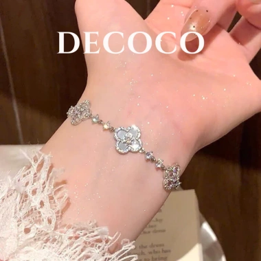 Set vòng cổ & vòng tay SAKURA cỏ 4 lá charm hoa đá xà cừ mạ vàng trắng - Giảm 22% chỉ 189.000₫ 5 Set vòng cổ & vòng tay SAKURA cỏ 4 lá charm hoa đá xà cừ mạ vàng trắng - Giảm 22% chỉ 189.000₫ 5