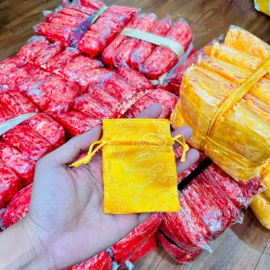 Shopee Túi Gấm Đỏ Long Phụng Rồng Chầu Hoa Cúc Quà Tết Giá Ưu Đãi 7.102₫ 3