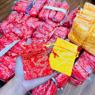 Shopee Túi Gấm Đỏ Long Phụng Rồng Chầu Hoa Cúc Quà Tết Giá Ưu Đãi 7.102₫ 5