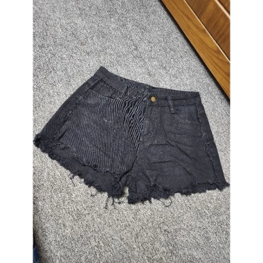 Short Jean Đen TL79 Size M - Giá chỉ 25.000đ, giảm giá sốc, thời trang nam trẻ trung 2 Short Jean Đen TL79 Size M - Giá chỉ 25.000đ, giảm giá sốc, thời trang nam trẻ trung 2