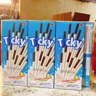 Sỉ Bịch 13 Hộp Bánh Que Ticky 3 Màu Thái Lan - Giá Ưu Đãi 80.000đ, Date Mới 2