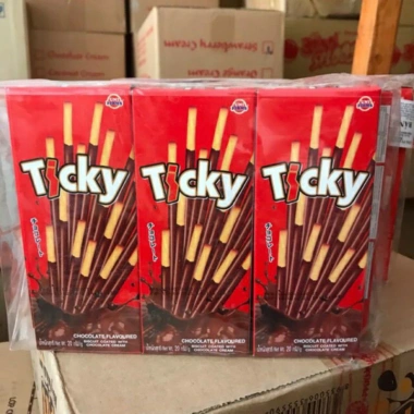 Sỉ Bịch 13 Hộp Bánh Que Ticky 3 Màu Thái Lan - Giá Ưu Đãi 80.000đ, Date Mới 3
