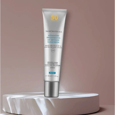 Skinceuticals Advanced Brightening UV Defense SPF 50+ 40ml - Kiểm soát dầu thừa, bảo vệ da tối ưu, giảm giá 891k