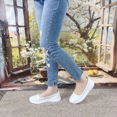 Slipon Da Thật Da Lổ Đế Siêu Nhẹ - Giá Gốc 364.800, Giảm Đến 285.000 VNĐ
