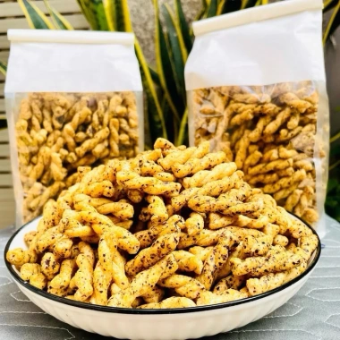 Snack Quẩy Xoắn Rong Biển 500g - Giòn Rụm, Thơm Ngon, Giá chỉ 48.000đ Snack Quẩy Xoắn Rong Biển 500g - Giòn Rụm, Thơm Ngon, Giá chỉ 48.000đ