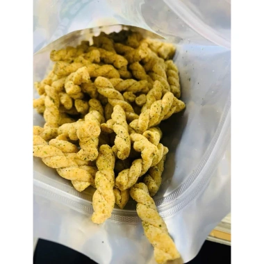 Snack Quẩy Xoắn Rong Biển 500g - Giòn Rụm, Thơm Ngon, Giá chỉ 48.000đ
