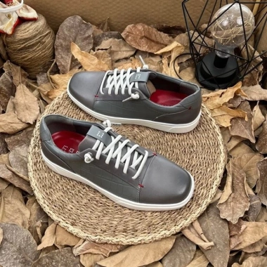 Sneakers CODE By Gentry Da Thật Dây Co Dãn Tiện Lợi - Giá ưu đãi 1.305.000đ