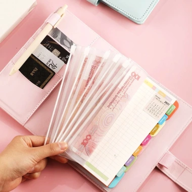 Sổ Ghi Chú Lập Kế Hoạch Chi Tiêu Bìa Da PU, Khóa Nam Châm, 6 Còng 12 Túi Zip A6 - 89.000đ 4