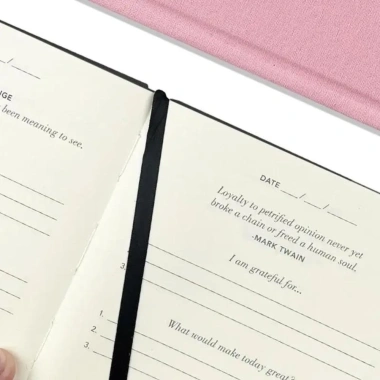 Sổ Gratitude Journal COOLCELLS A5 bề mặt nhẵn, bìa cứng dày, lanh, ruy băng - 152.604₫ 6