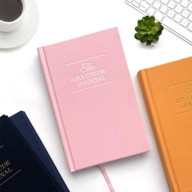 Sổ Gratitude Journal COOLCELLS A5 bề mặt nhẵn, bìa cứng dày, lanh, ruy băng - 152.604₫ 9