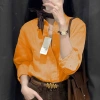 Sơ mi công sở nữ dài tay trễ vai, vải linen mềm mát, form suông rộng trẻ trung - 299.000 VND 2