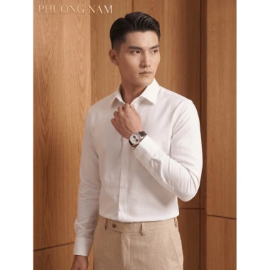 Sơ mi trắng đen nam cổ vải chống nhăn, cổ cứng gài nút vest Giá ưu đãi 416.900₫ 5