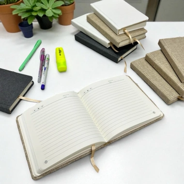 Sổ tay A5 bìa cứng HUERARUMO 200TR, ruột dot grid 100gsm – Planner, giảm còn 74.000đ