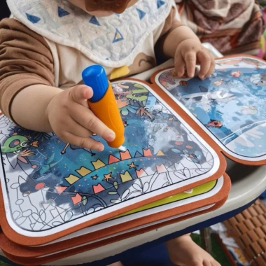 Sổ tô màu nước ma thuật cho bé - Tiệm Nhà Mía, kèm sticker, rèn luyện tư duy, chỉ 69.900đ