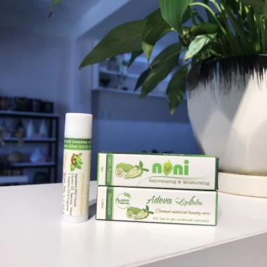 Son dưỡng môi không màu Adeva Noni - Mềm mịn, giảm khô, nứt môi, chỉ 50.000đ