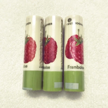 Son dưỡng môi Yves Rocher Framboise 4,8g - Dưỡng ẩm, mùi dâu tây, giá 150.000đ 2 Son dưỡng môi Yves Rocher Framboise 4,8g - Dưỡng ẩm, mùi dâu tây, giá 150.000đ 2
