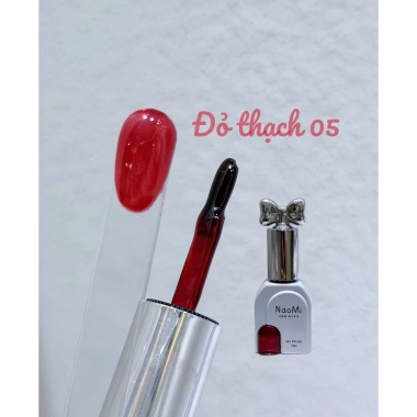 Sơn Gel Mèo Đỏ Naomi 2.026 - Thạch và Flas Đỏ, Giá 60k, Dễ Bôi, Bám Mạnh