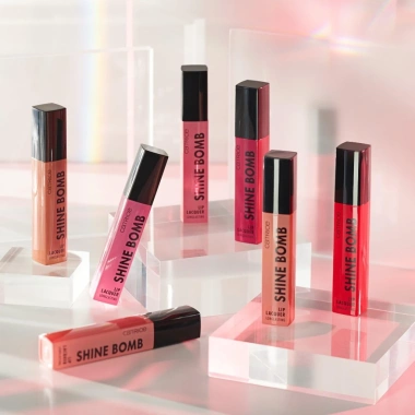Son kem Catrice Shine Bomb On The Lips 3ml Bóng mượt giá ưu đãi 270.000₫