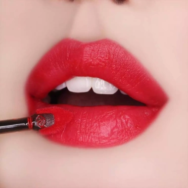 Son Kem Lì Whoo Velvet Lip Liquid 6g – Mịn Nhẹ, Lâu Trôi, Dưỡng Môi Đông Y, 650k