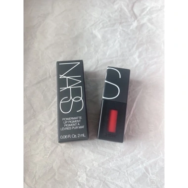 Son kem lỳ Nars Powermatte Mini 2ml - Độ bám cao, màu bền, chỉ 250k, giá gốc 320k