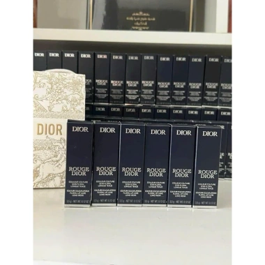 Son Lì D #999 Velvet Bản 2.024 Chính Hãng - Nắp Nam Châm, Giá Ưu Đãi 1.250.000 VNĐ 3 Son Lì D #999 Velvet Bản 2.024 Chính Hãng - Nắp Nam Châm, Giá Ưu Đãi 1.250.000 VNĐ 3