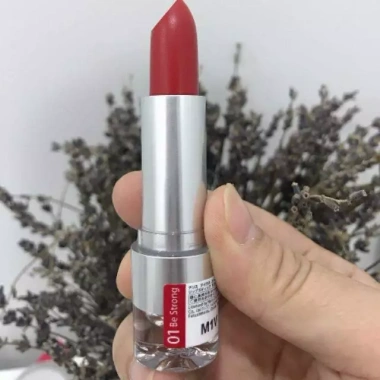 Son lì mịn Naris Ailus Stress Free chính hãng giá 285.000đ, môi mềm mịn, bám màu lâu