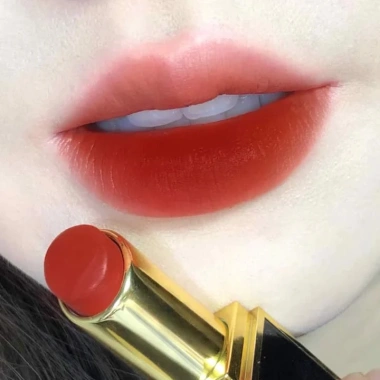 Son Lì Tom Ford Matte Cao Cấp – Màu Son Thời Thượng, Môi Mềm Mịn, Căng Mọng, Giá 675.000₫