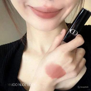 Son Limited Rouge Full Box + Hộp Túi Xách - Giá ưu đãi 650.000 VNĐ, màu đậm, bám lâu 4 Son Limited Rouge Full Box + Hộp Túi Xách - Giá ưu đãi 650.000 VNĐ, màu đậm, bám lâu 4