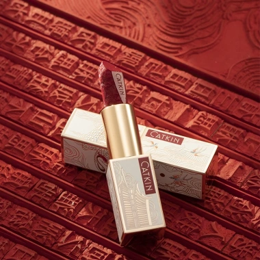 Son môi CATKIN lì kháng nước bền màu, vỏ chạm khắc sang trọng, thời trang 3.6g - 215.600 VND 7 Son môi CATKIN lì kháng nước bền màu, vỏ chạm khắc sang trọng, thời trang 3.6g - 215.600 VND 7
