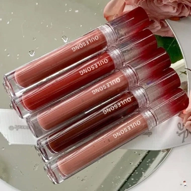 Son môi nữ Lip Glaze không dính - Son bóng dưỡng ẩm, màu lâu trôi, giá 60,170₫ 7 Son môi nữ Lip Glaze không dính - Son bóng dưỡng ẩm, màu lâu trôi, giá 60,170₫ 7