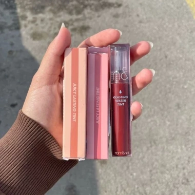 Son Romand Juicy Lasting Tint full màu chính hãng, giá 189.000, giảm 20%, Full VAT 4 Son Romand Juicy Lasting Tint full màu chính hãng, giá 189.000, giảm 20%, Full VAT 4