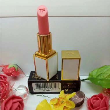 Son Tom Ford Rinko 22 - Màu hồng tươi sáng pha ánh kim, giảm còn 960.000₫