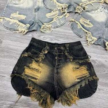 Sốt jean nữ rách 4 nút loang bụi, đậm cạp cao, dáng siêu hách - Giá chỉ 129k